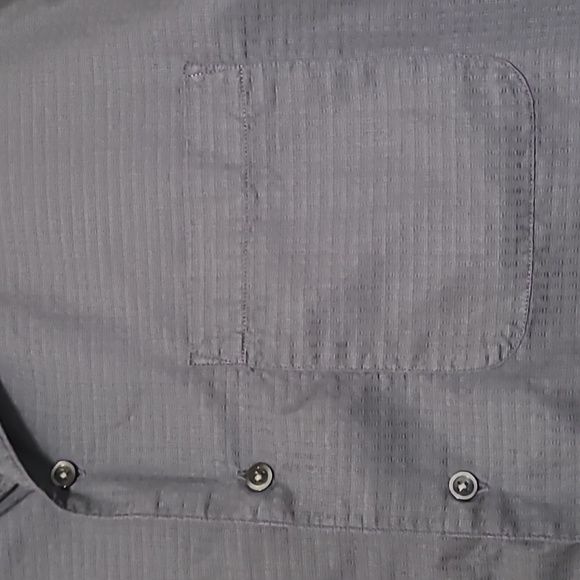 Banana Republic Men's Gray Textured 100% Cotton Button Down Shirt - Size Medium - Picture 5 of 15